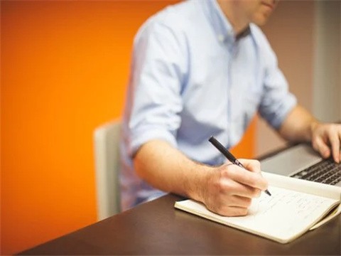 上海債務(wù)訴訟時能主張支付逾期付款損失嗎